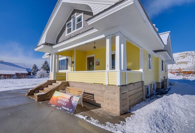 Beautiful Historic Home Near Bryce Canyon!
