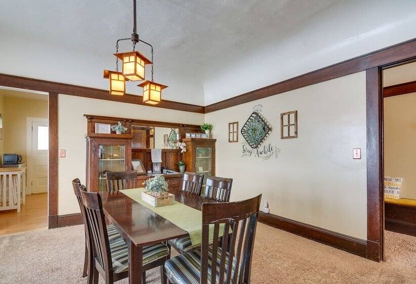 Beautiful Historic Home Near Bryce Canyon!