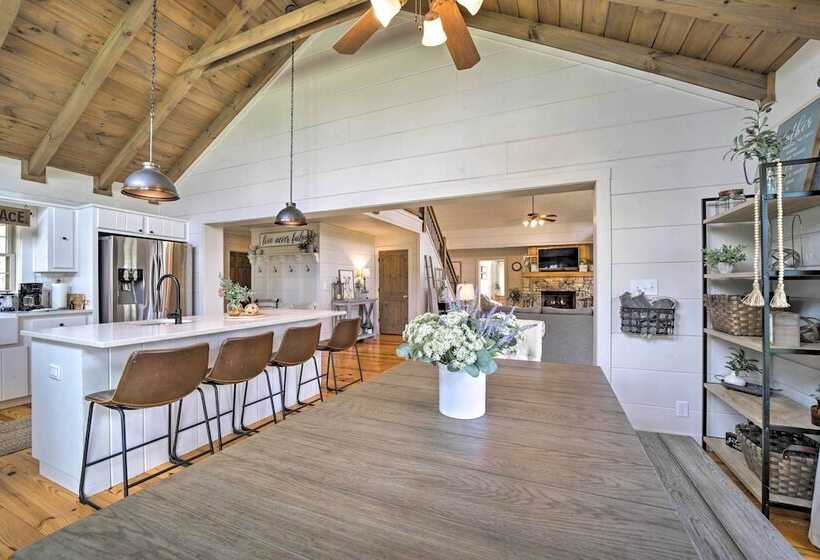 Deck + Fire Pits: Lake Toxaway Getaway!