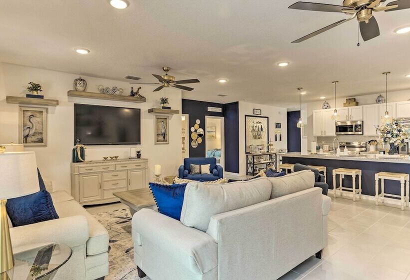 Beautiful Port St Lucie Home W/ Hot Tub!