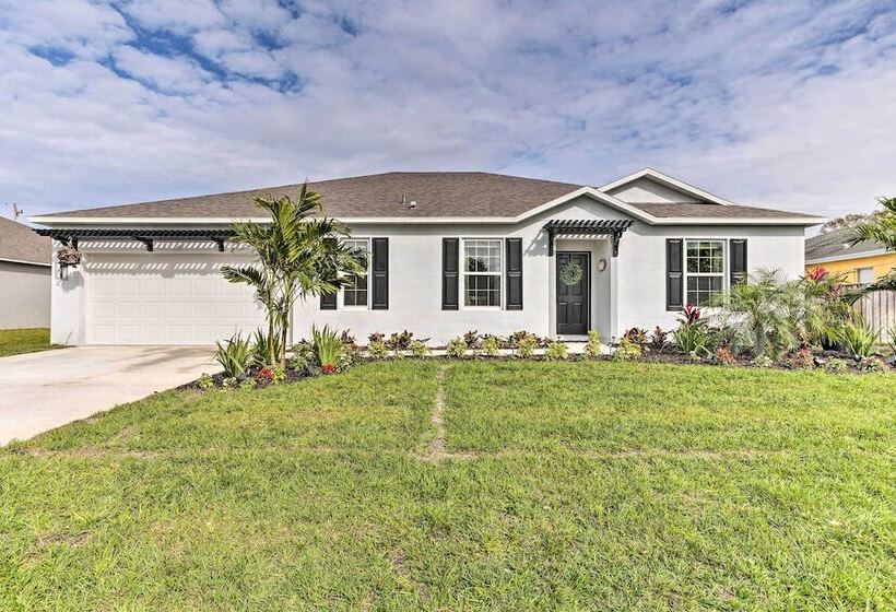 Beautiful Port St Lucie Home W/ Hot Tub!
