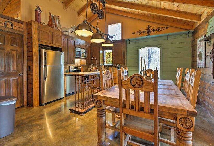 Beaver Creek Lodge    Huntington Home W/ Pond!