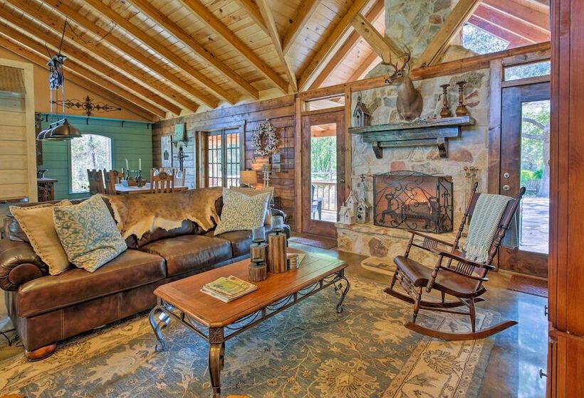 Beaver Creek Lodge    Huntington Home W/ Pond!