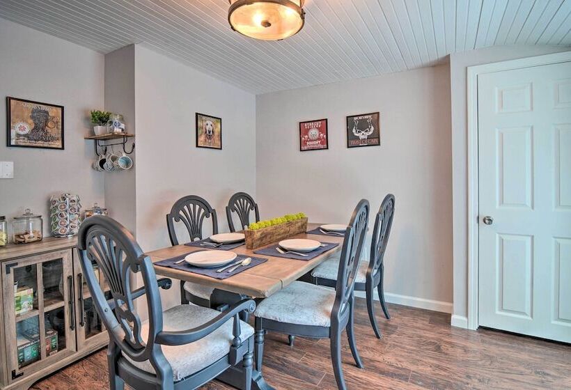 Bellaire Home W/ Yard ~ 4 Miles To Torch Lake