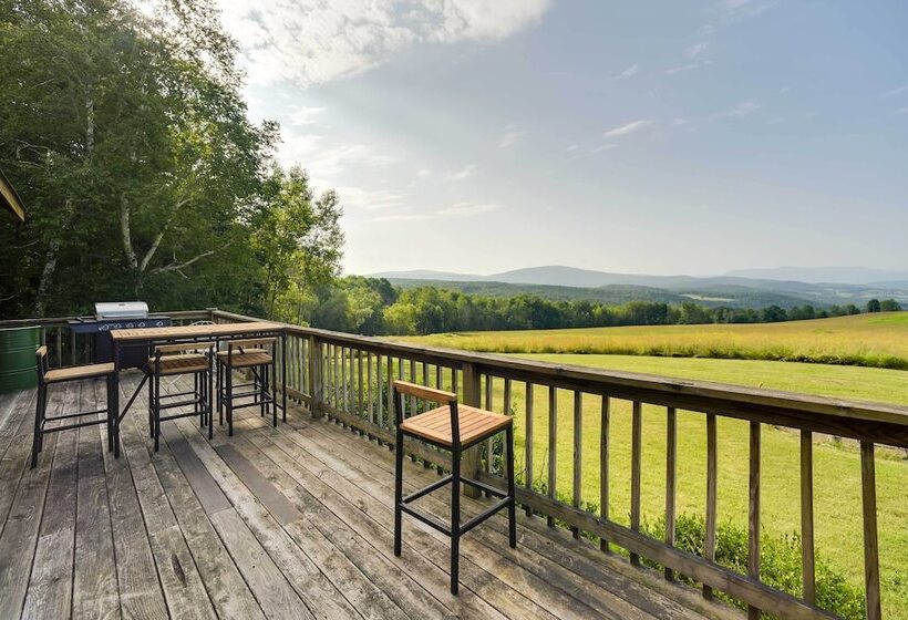 Breathtaking Mtn Views: Stylish Rustic Retreat!