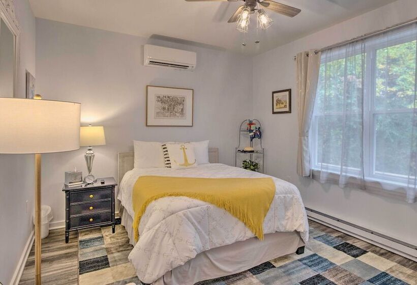 Blue Heron Brodheadsville Cottage: Hike & Ski!