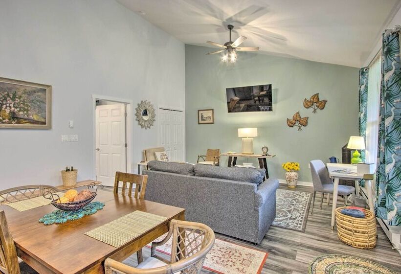 Blue Heron Brodheadsville Cottage: Hike & Ski!