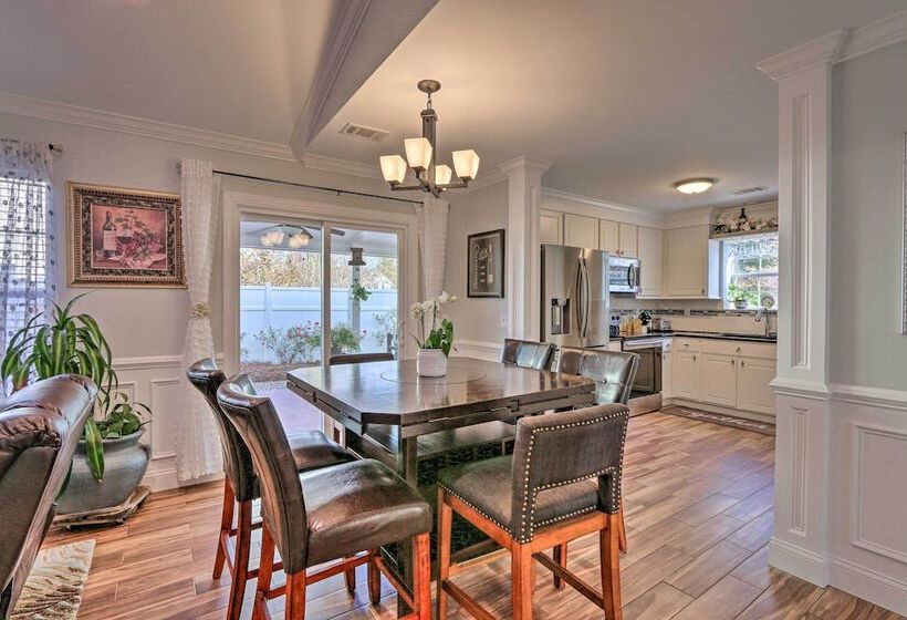 Bluffton Getaway W/ Fenced Yard: 7 Mi To Beach!