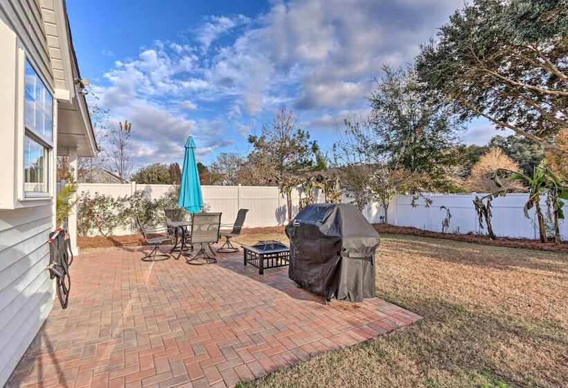 Bluffton Getaway W/ Fenced Yard: 7 Mi To Beach!