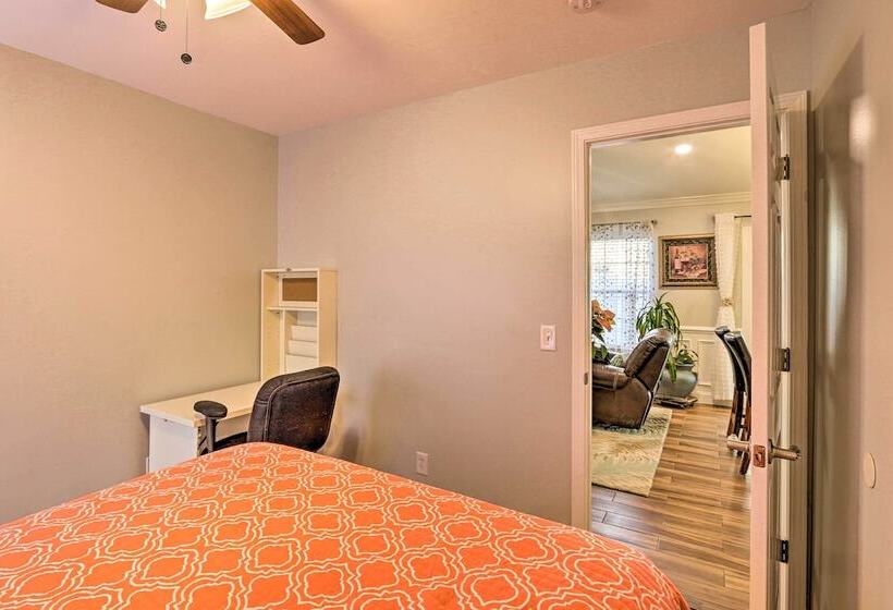 Bluffton Getaway W/ Fenced Yard: 7 Mi To Beach!