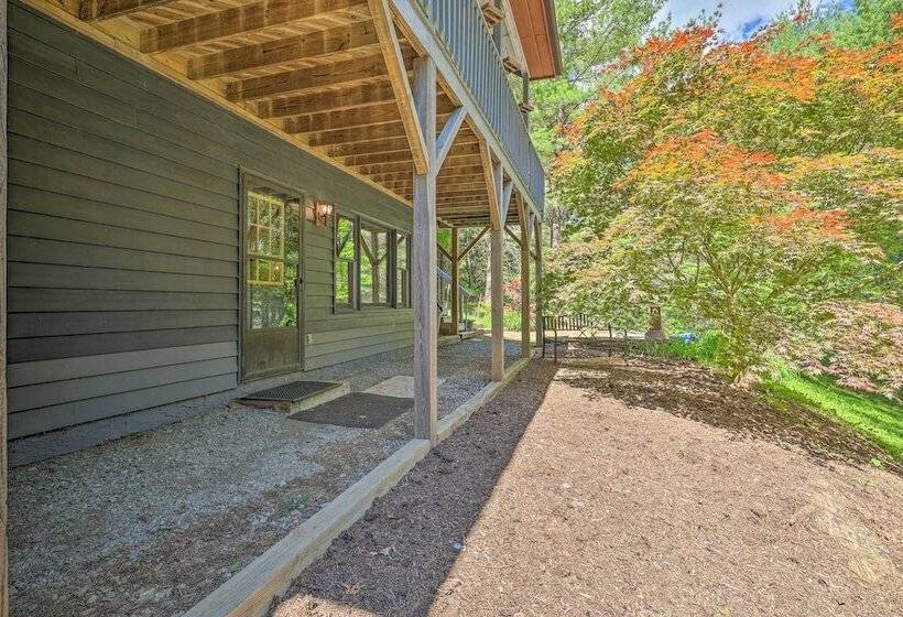 Boone Hideaway W/ Deck, Grill & Forest Views!