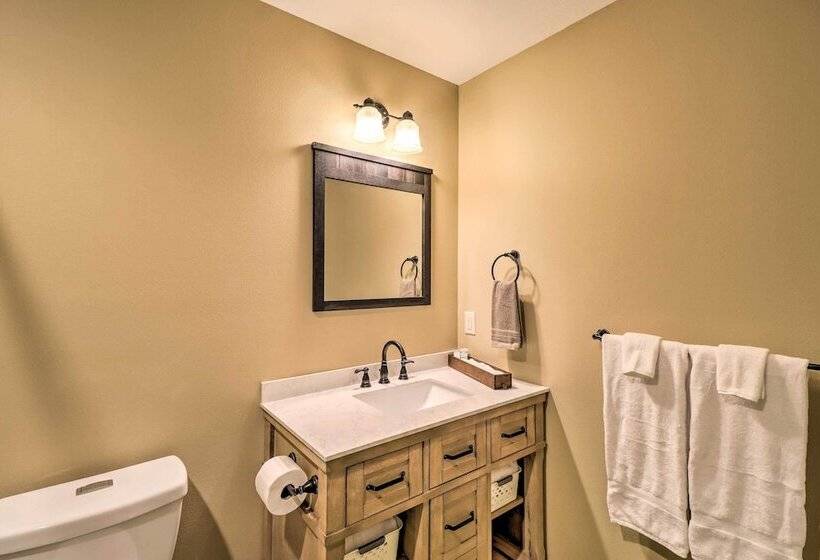 Brand New Cotter Home, Walk To Trout Fishing!