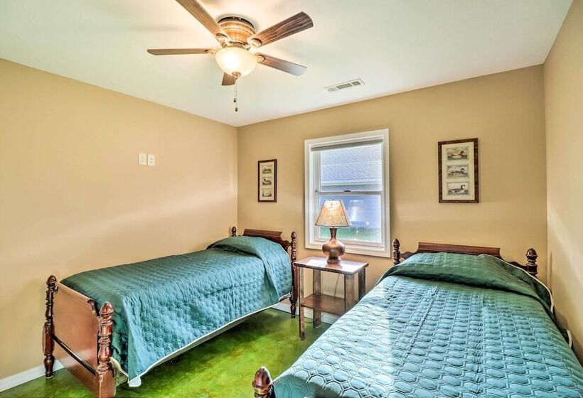 Brand New Cotter Home, Walk To Trout Fishing!