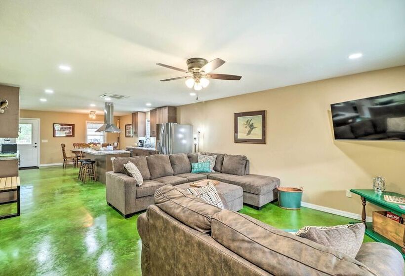 Brand New Cotter Home, Walk To Trout Fishing!