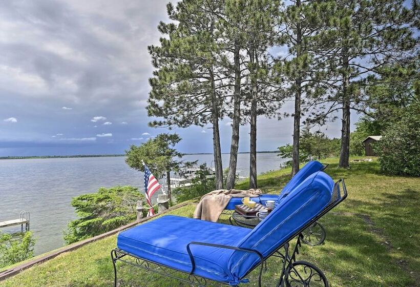 Breathtaking Castle Rock Lake Home: Waterfront Lot