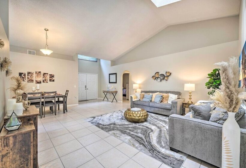 Private Pool & Yard: Airy Kissimmee Retreat!