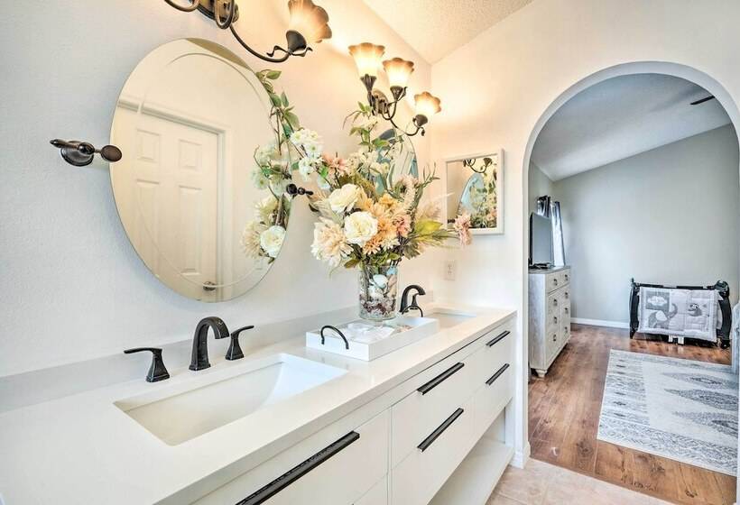 Private Pool & Yard: Airy Kissimmee Retreat!