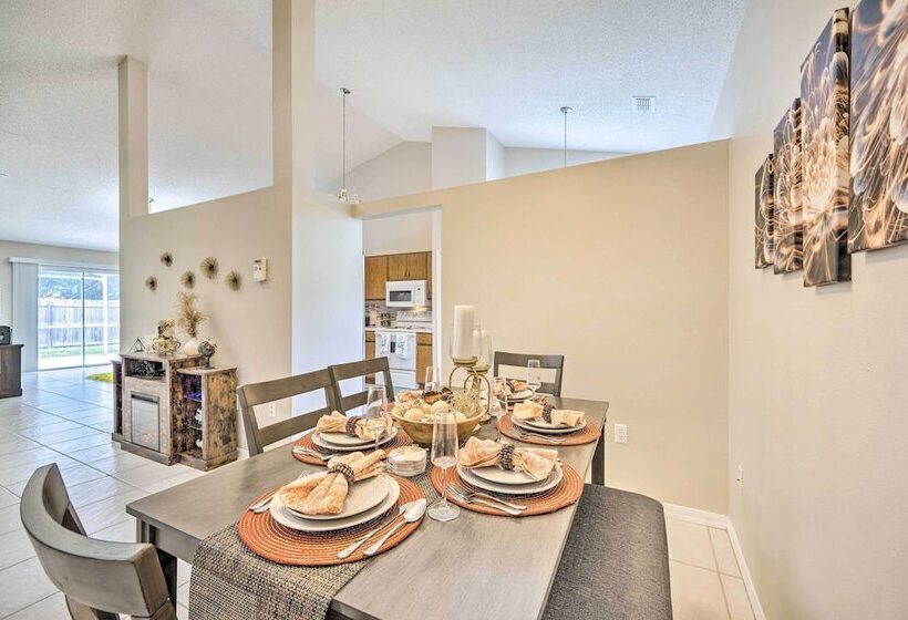 Private Pool & Yard: Airy Kissimmee Retreat!