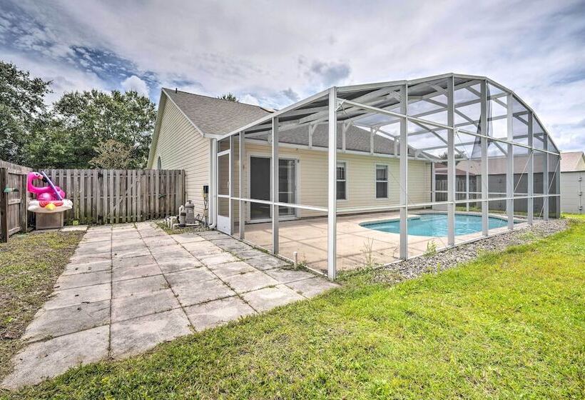 Private Pool & Yard: Airy Kissimmee Retreat!