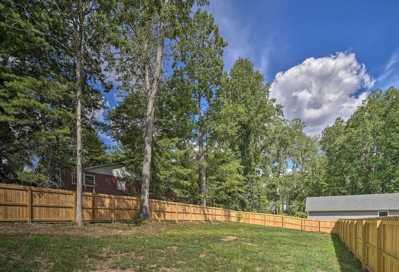 Bright & Inviting Home By Biltmore Village W/ Deck