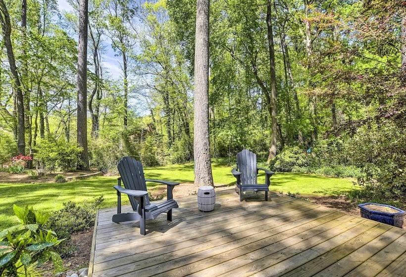 Bright Cary Home With Deck < 15 Mi To Raleigh!