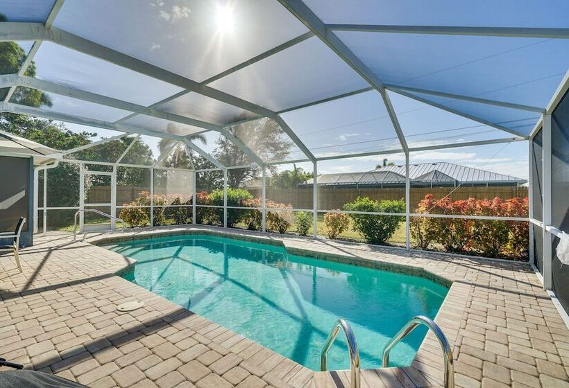 7 Mi To Beaches: Pet Friendly Cape Coral Home