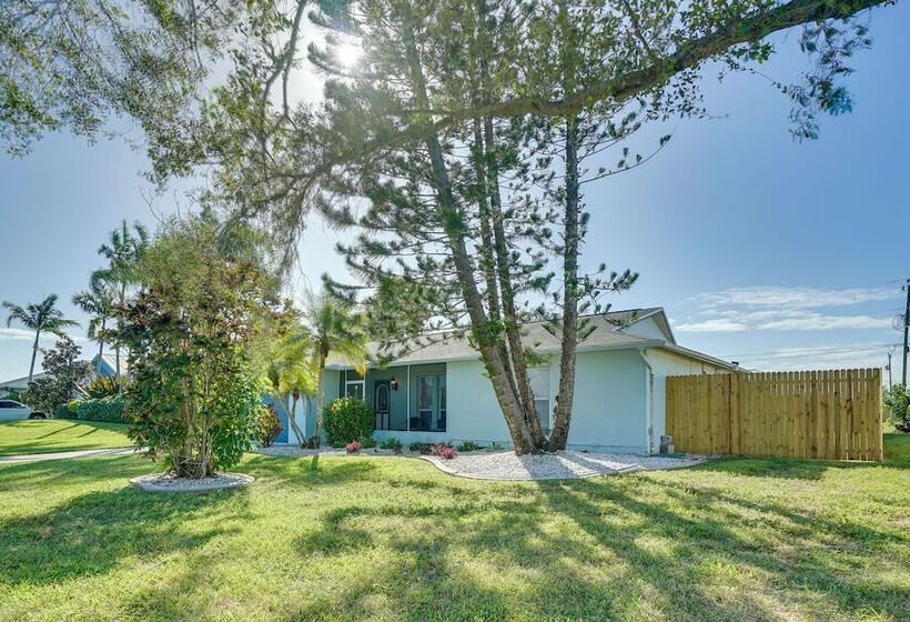 7 Mi To Beaches: Pet Friendly Cape Coral Home