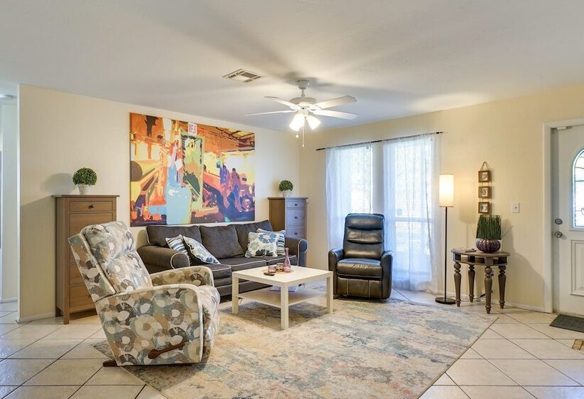 7 Mi To Beaches: Pet Friendly Cape Coral Home