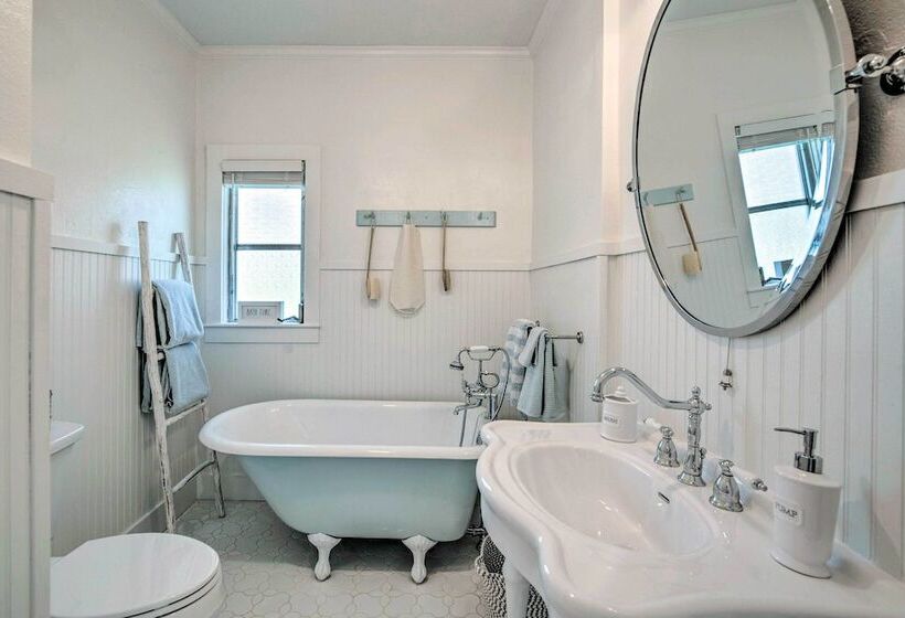 Lake Weir Escape W/ Amazing Sunsets!