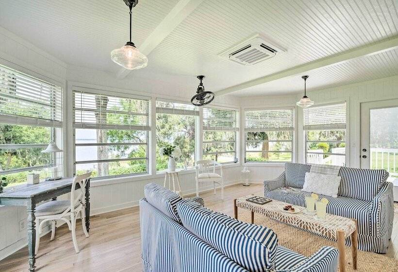 Lake Weir Escape W/ Amazing Sunsets!