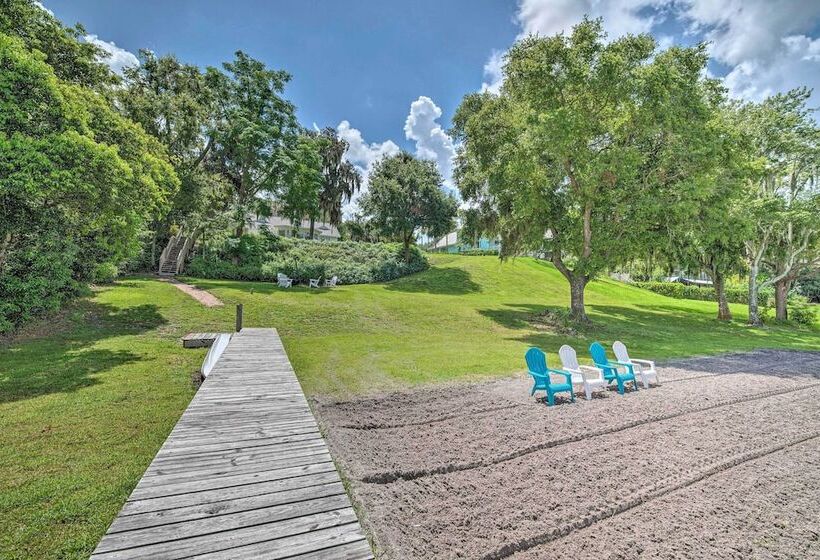 Lake Weir Escape W/ Amazing Sunsets!