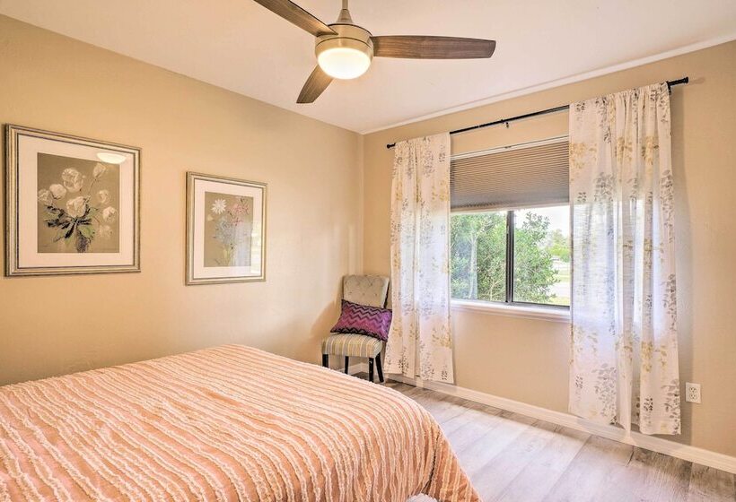 Sunny North Fort Meyers Escape W/ Canal Views!