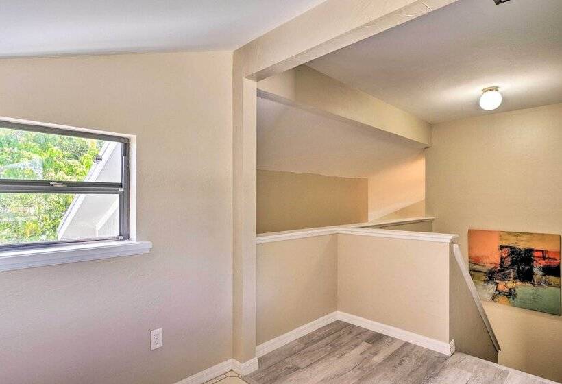 Sunny North Fort Meyers Escape W/ Canal Views!