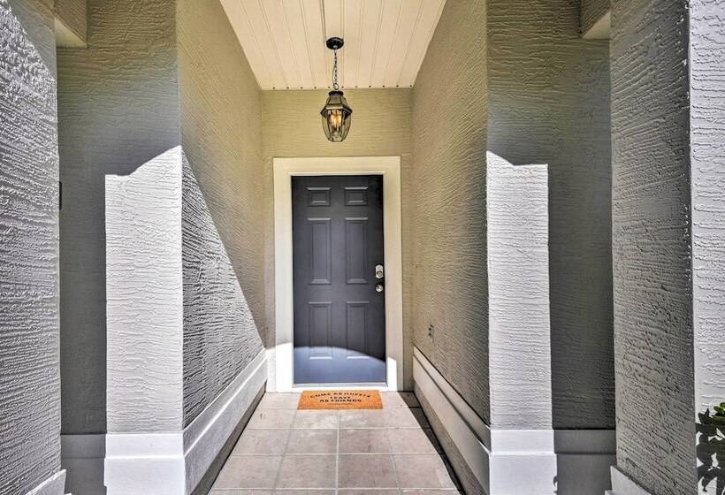 Bright Palm Coast Gem W/ Lanai & Private Pool