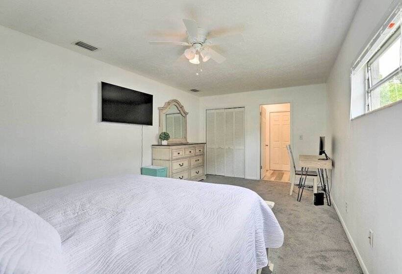 Bright Ruskin Home < 2 Mi To Beach & Marina!