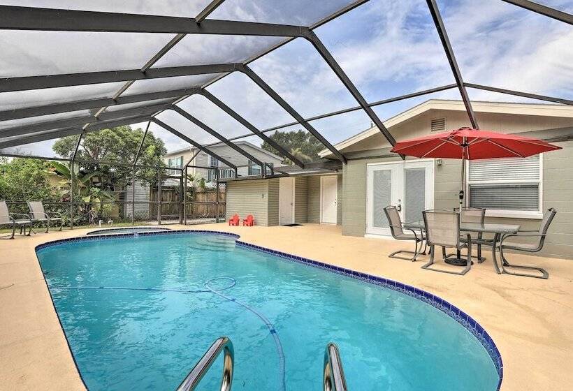 Bright Ruskin Home < 2 Mi To Beach & Marina!