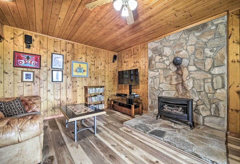 Bryson City Cabin W/ Hot Tub ~ 10 Mi To Dtwn!