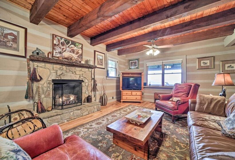 Bryson City Cabin W/ Hot Tub ~ 10 Mi To Dtwn!