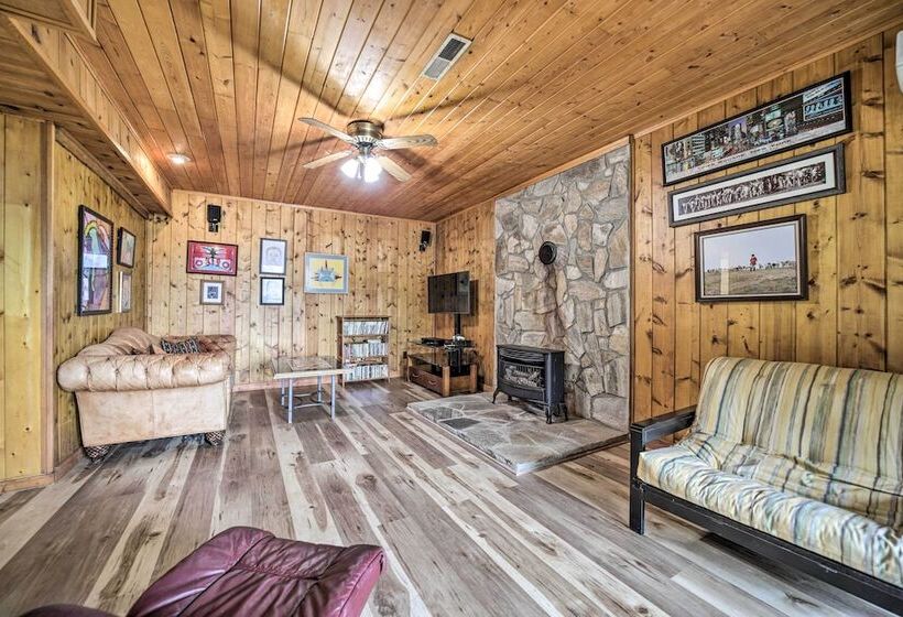 Bryson City Cabin W/ Hot Tub ~ 10 Mi To Dtwn!