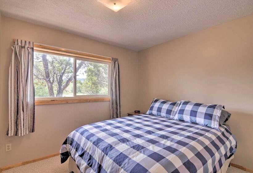 Cabin 6 Mi To Burr Trail, 32 Mi To Escalante!