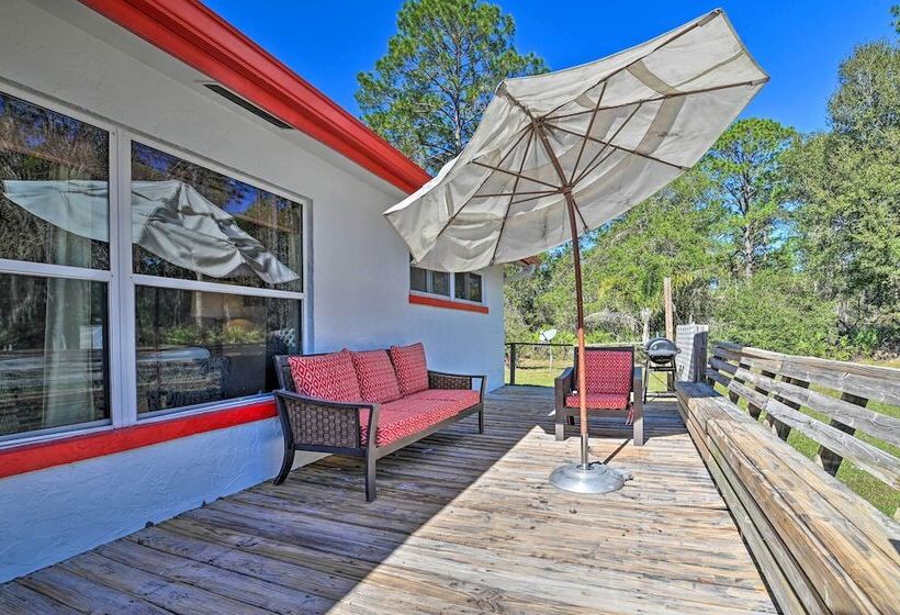 Central Florida Escape On 5 Acres W/ Grill & Pool!
