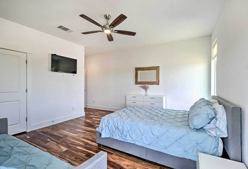 Central Texas Home W/ Rolling Pasture Views!