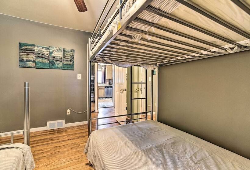 Detroit Home W/ Pool & Yard, 15 Mi To Downtown!