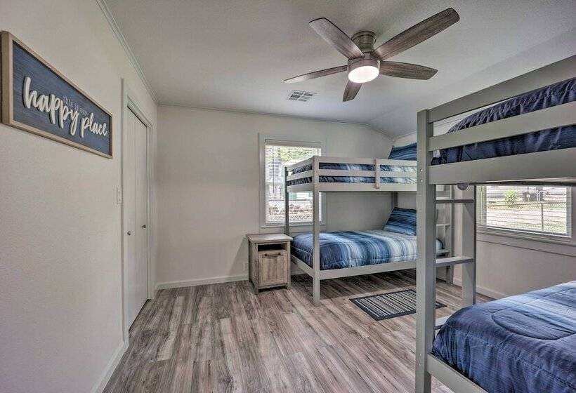 Charming Grand Lake House W/ Dock & Fire Pit!