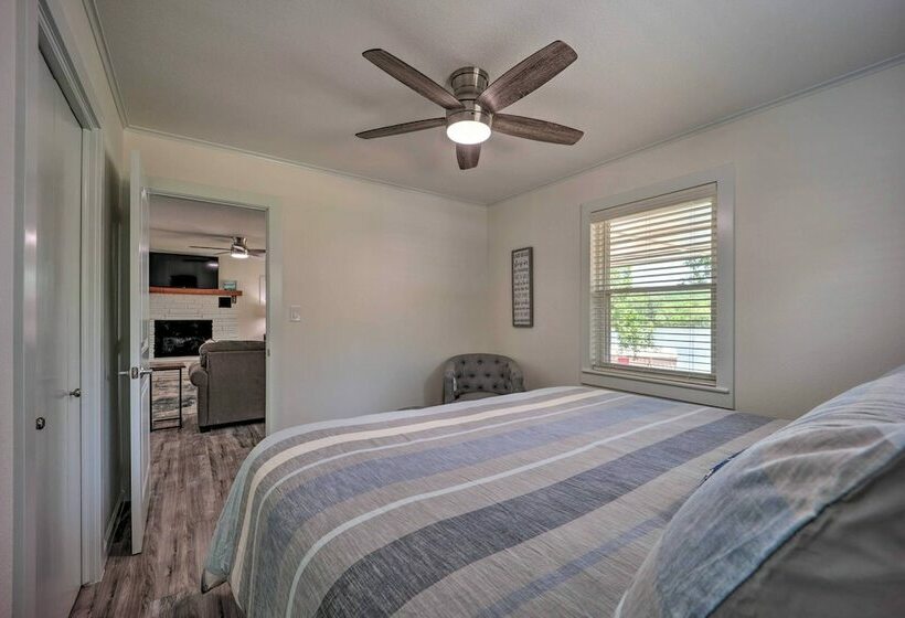 Charming Grand Lake House W/ Dock & Fire Pit!