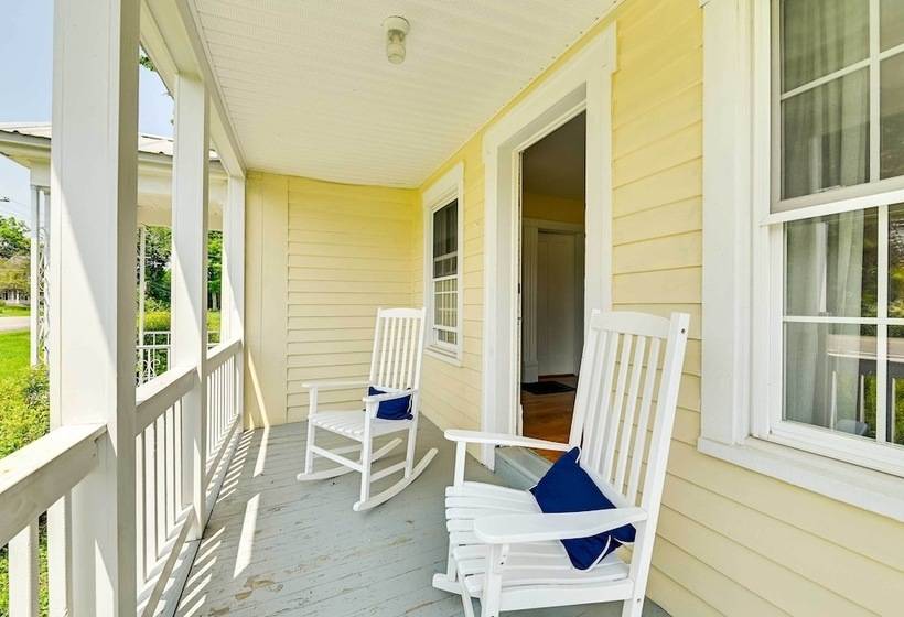 < 4 Mi To Cooperstown: Charming Historic Home!