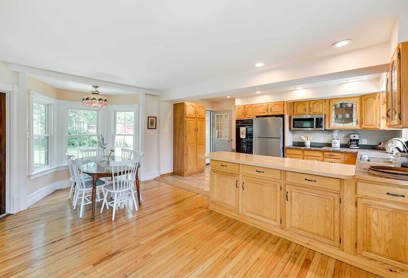 < 4 Mi To Cooperstown: Charming Historic Home!