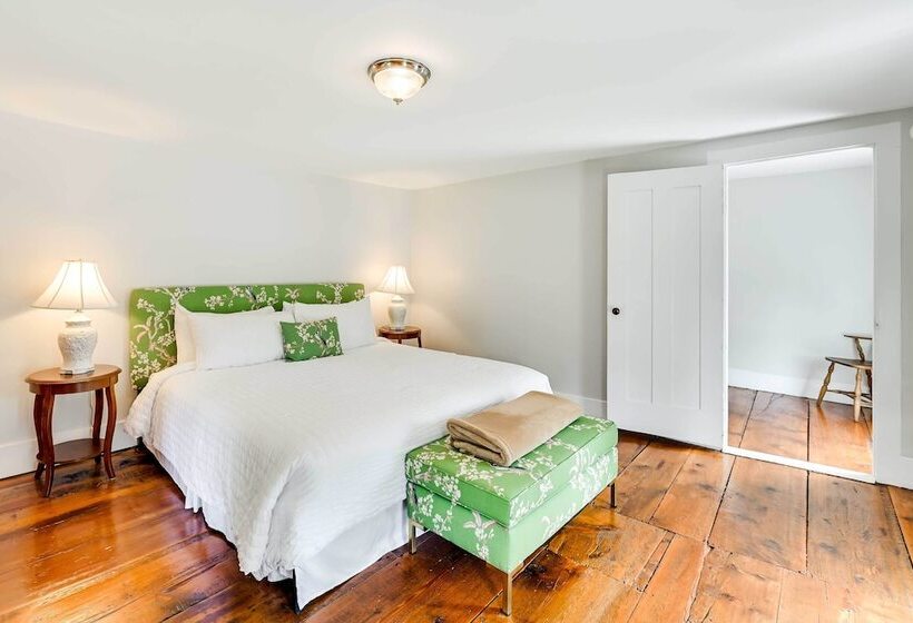 < 4 Mi To Cooperstown: Charming Historic Home!