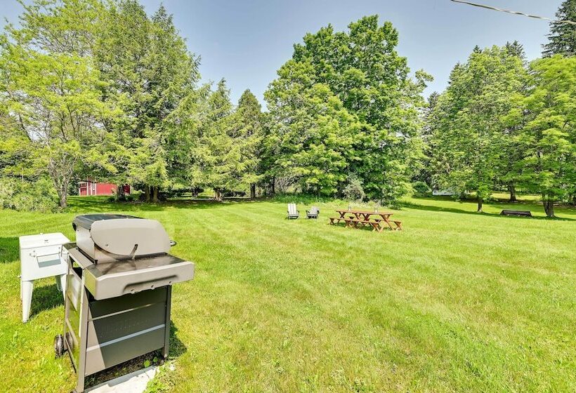 < 4 Mi To Cooperstown: Charming Historic Home!