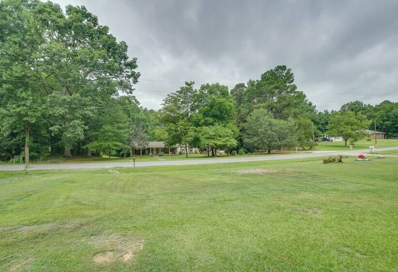 Charming Sanford Hideaway Home W/ Large Yard